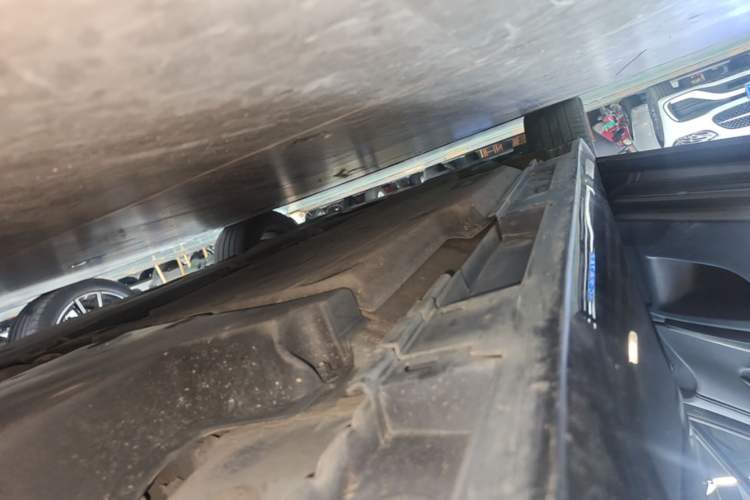 Used Lexus ES 2020 300h Premier Edition Left Side Sill