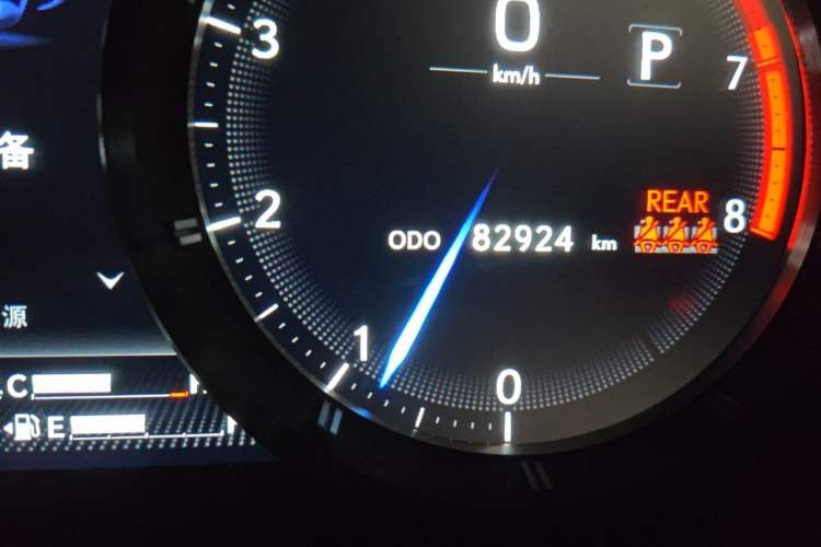 Used Lexus ES 2020 260 F SPORT Odometer Close Up