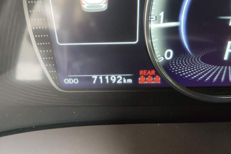 Used Lexus ES 2020 200 Excellence Edition Odometer Close Up