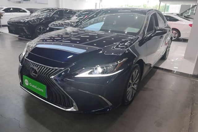 Used Lexus ES 2020 200 Excellence Edition