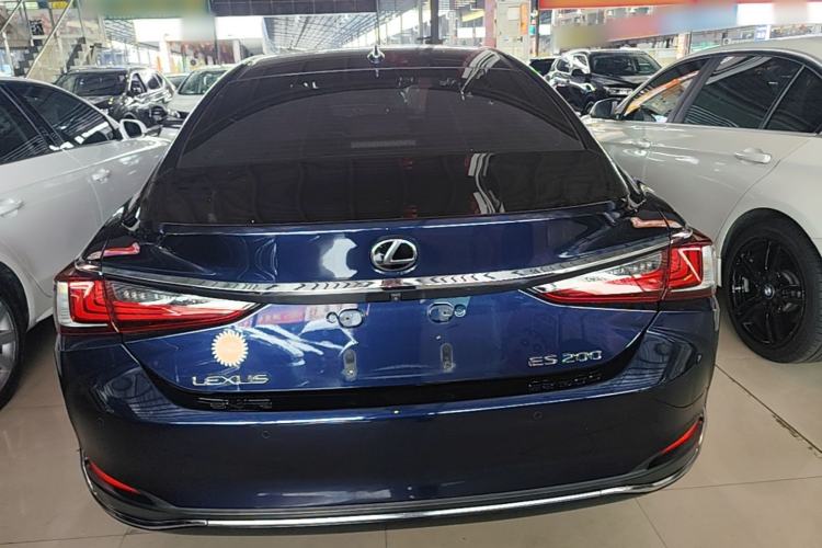 Used Lexus ES 2020 200 Excellence Edition Rear