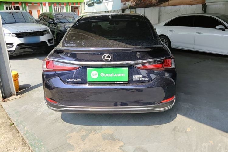 Used Lexus ES 2020 200 Excellence Edition Rear