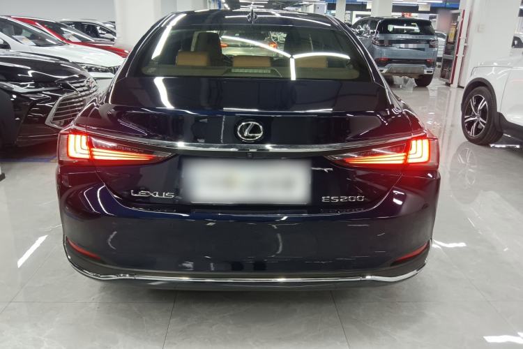 Used Lexus ES 2020 200 Excellence Edition Rear