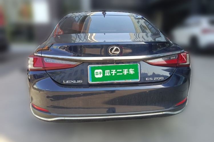 Used Lexus ES 2020 200 Excellence Edition Rear