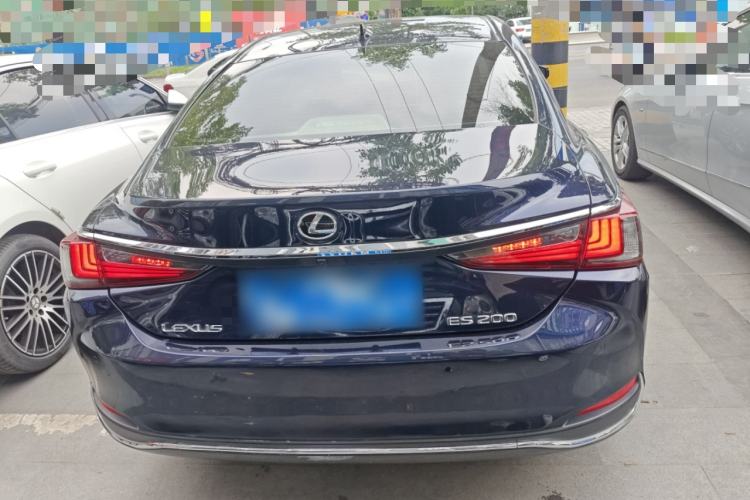 Used Lexus ES 2020 200 Excellence Edition Rear