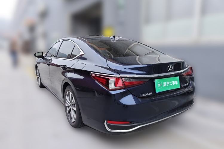 Used Lexus ES 2020 200 Excellence Edition Rear Left 45 Deg