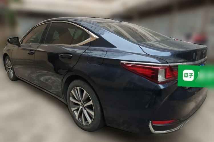 Used Lexus ES 2020 200 Excellence Edition Rear Left 45 Deg