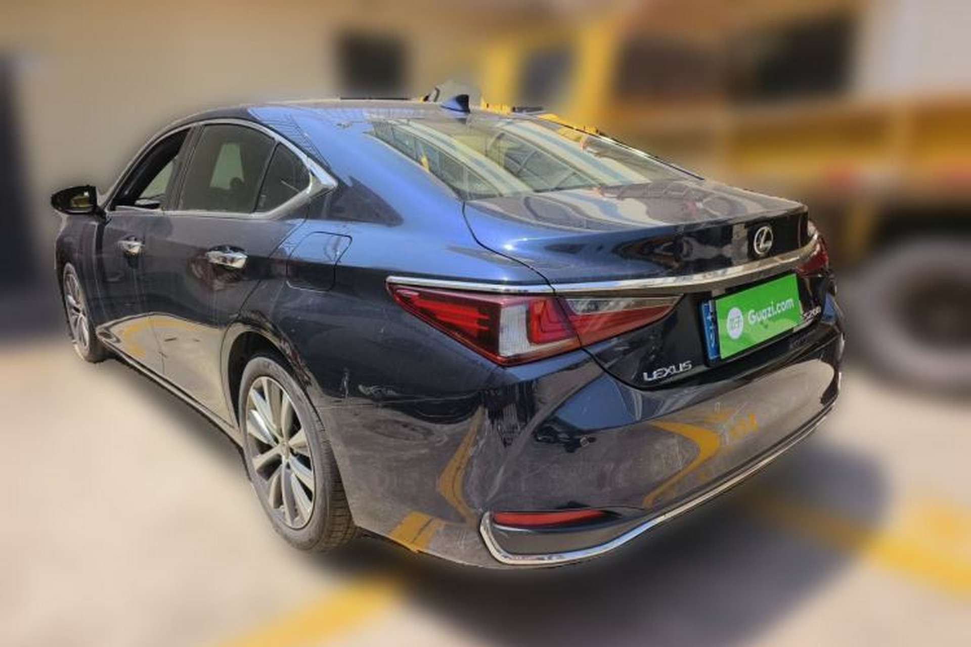 Used Lexus ES 2020 200 Excellence Edition Rear Left 45 Deg
