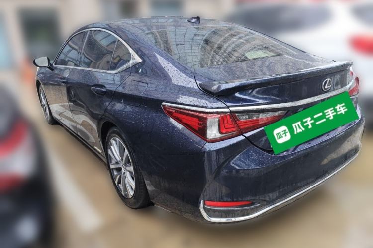 Used Lexus ES 2020 200 Excellence Edition Rear Left 45 Deg