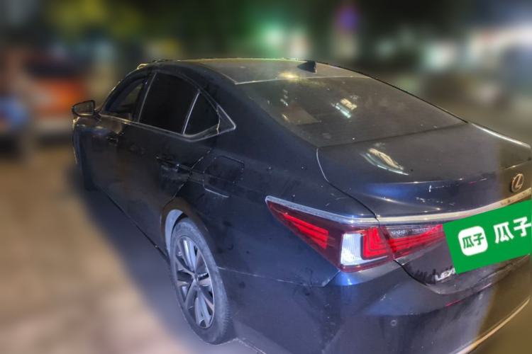 Used Lexus ES 2020 200 Excellence Edition Rear Left 45 Deg