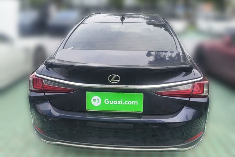 Used Lexus ES 2020 200 Excellence Edition Rear