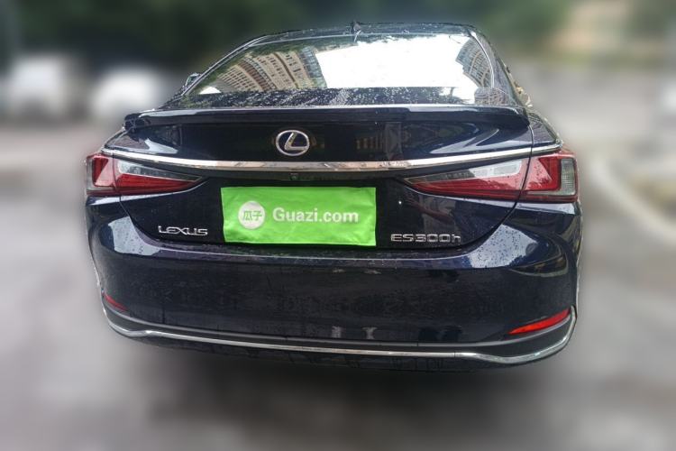 Used Lexus ES 2020 300h Premier Edition Rear