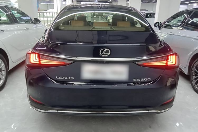 Used Lexus ES 2020 200 Excellence Edition Rear