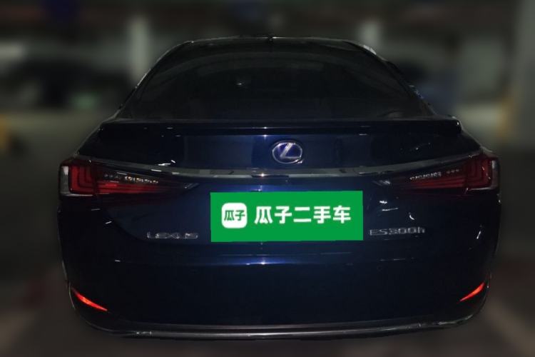 Used Lexus ES 2020 300h Premier Edition Rear