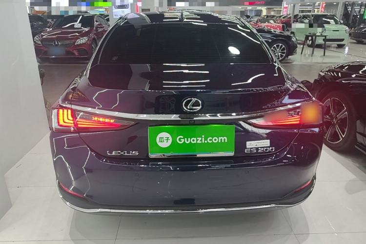Used Lexus ES 2020 200 Excellence Edition Rear