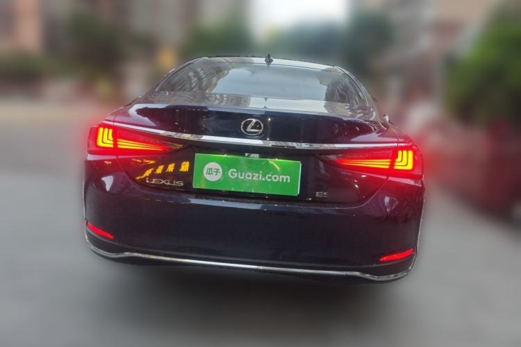 Used Lexus ES 2020 200 Excellence Edition Rear