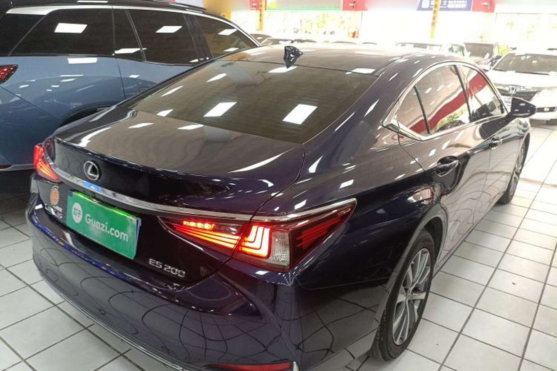 Used Lexus ES 2020 200 Excellence Edition Rear Right 45 Deg