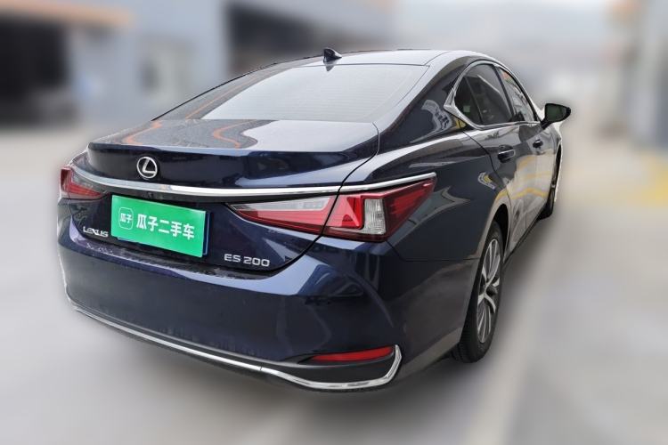 Used Lexus ES 2020 200 Excellence Edition Rear Right 45 Deg