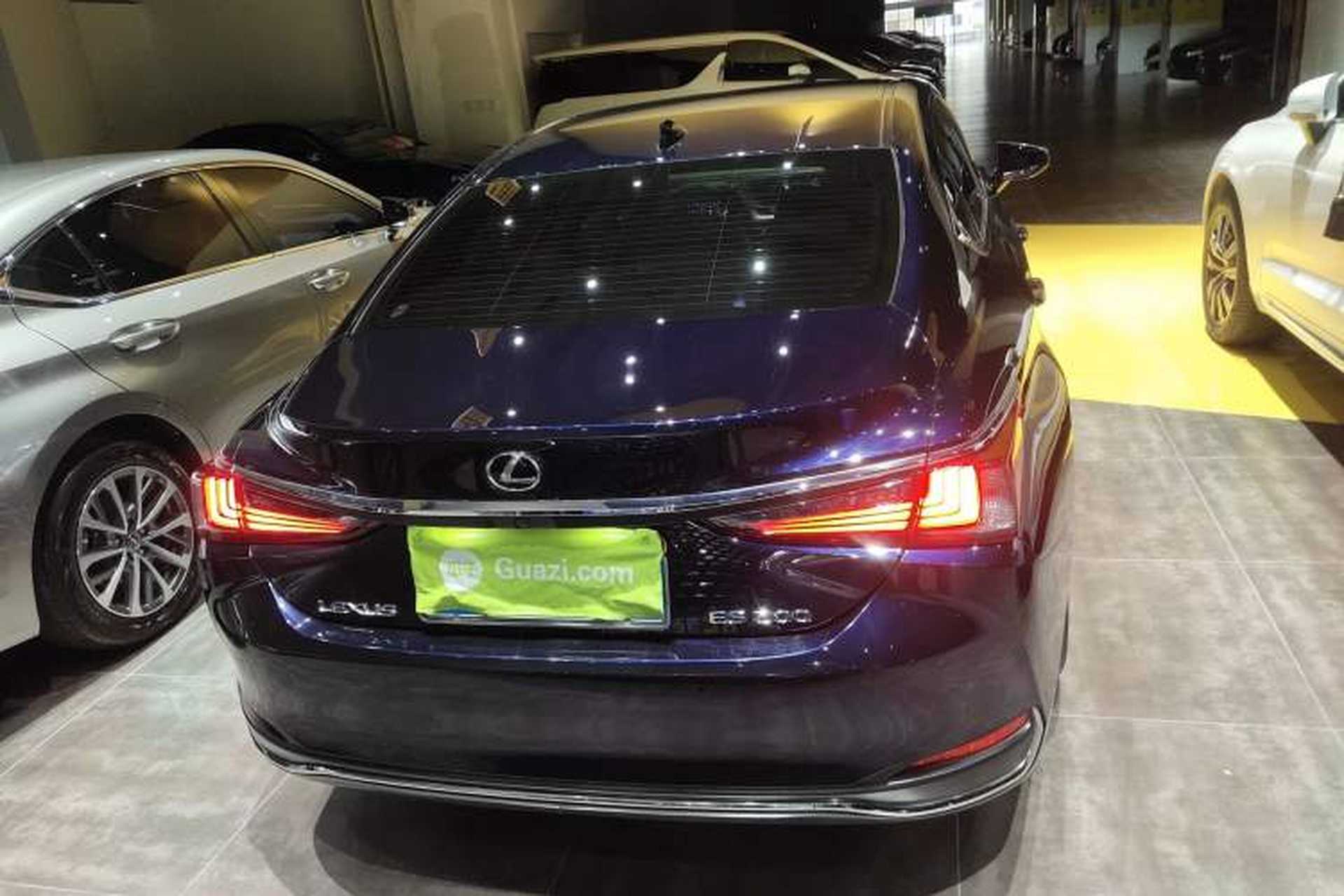Used Lexus ES 2020 200 Excellence Edition Rear