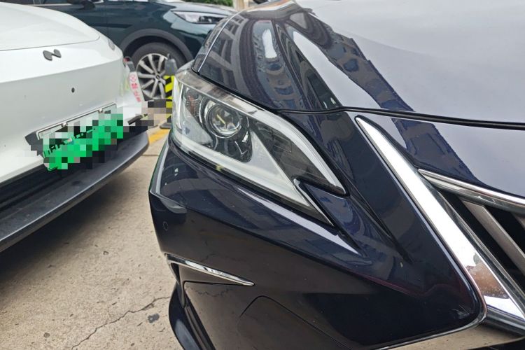 Used Lexus ES 2020 200 Excellence Edition Right Front Headlight