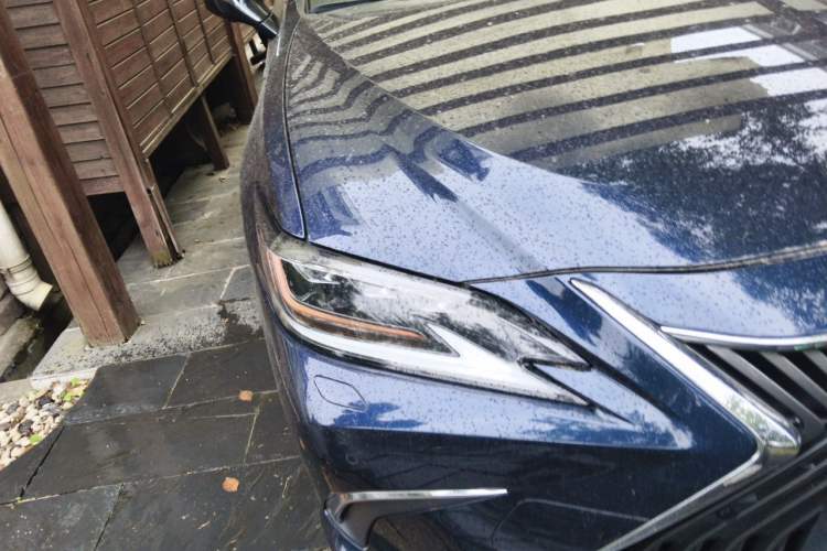 Used Lexus ES 2020 300h Executive Edition Right Front Headlight