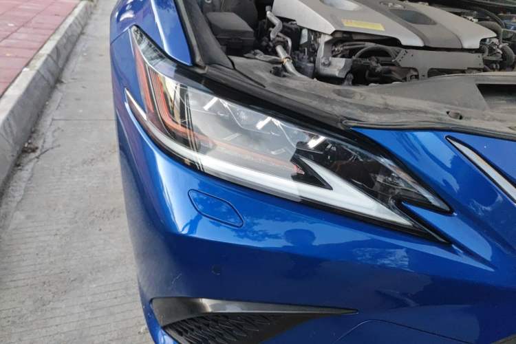 Used Lexus ES 2020 260 F SPORT Right Front Headlight