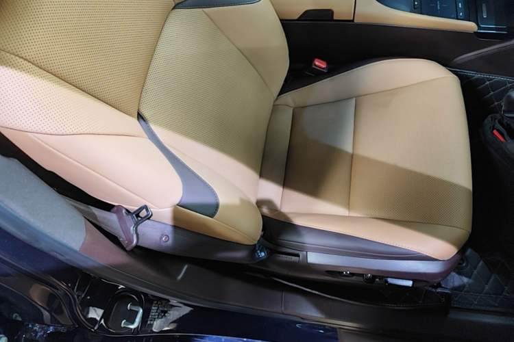 Used Lexus ES 2020 200 Excellence Edition Right Front Seat