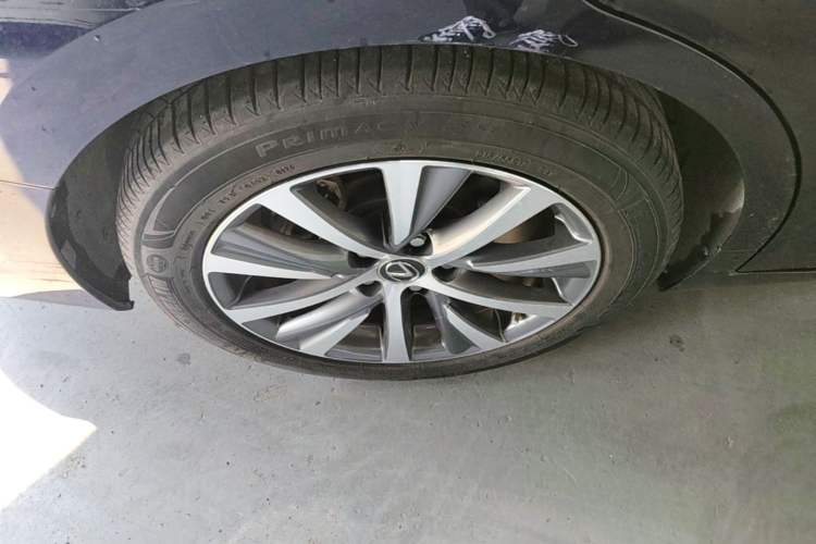 Used Lexus ES 2020 200 Excellence Edition Right Rear Wheel Hub