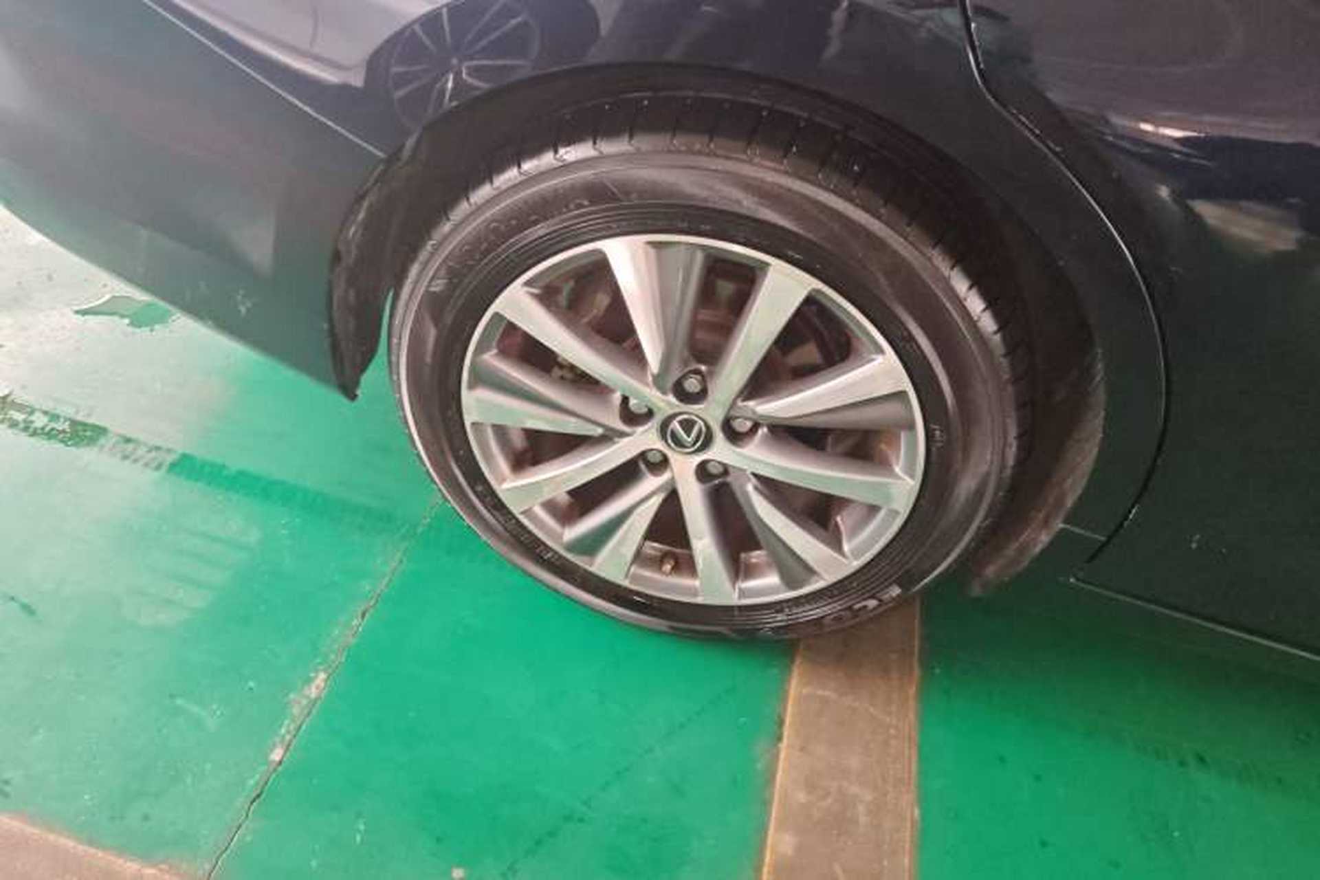 Used Lexus ES 2020 200 Excellence Edition Right Rear Wheel Hub
