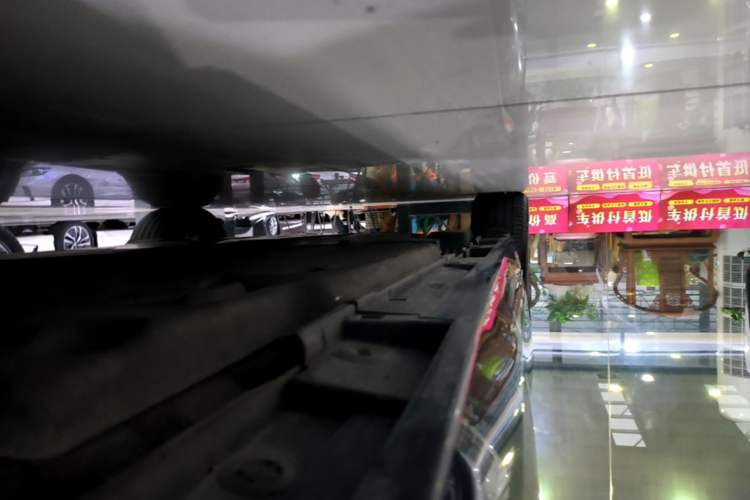 Used Lexus ES 2020 300h Premier Edition Right Side Sill
