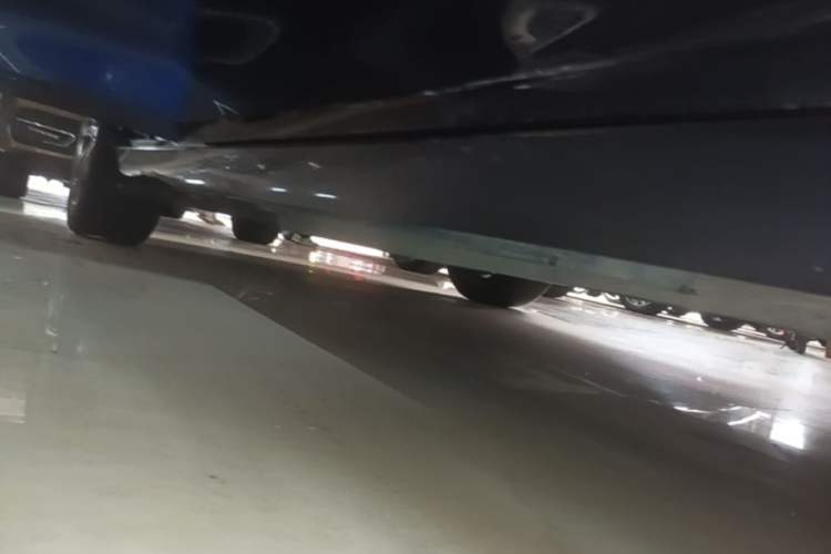 Used Lexus ES 2020 260 Excellence Edition Right Side Sill