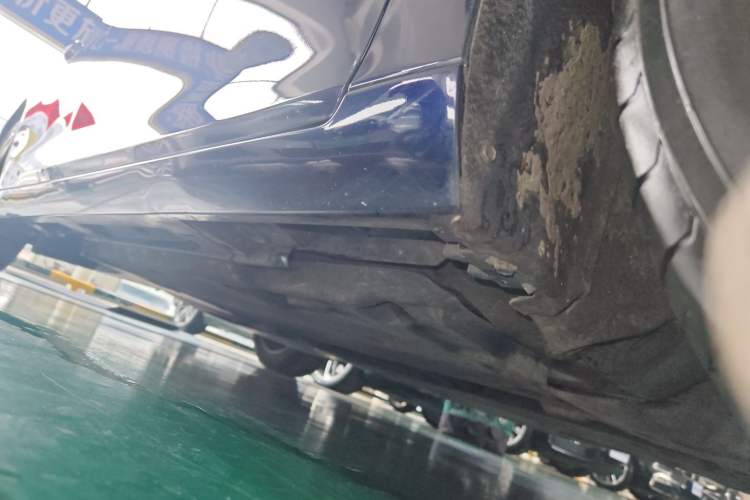 Used Lexus ES 2020 200 Excellence Edition Right Side Sill