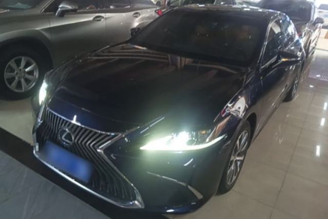 Used Lexus ES 2020 260 Excellence Edition