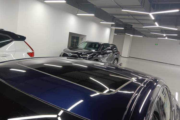 Used Lexus ES 2020 200 Excellence Edition Roof