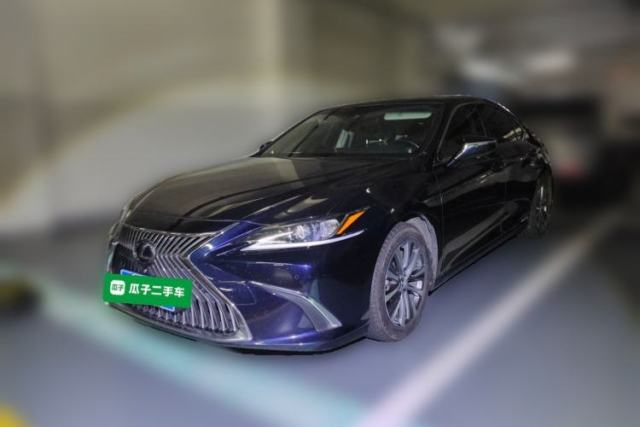 Used Lexus ES 2020 300h Premier Edition