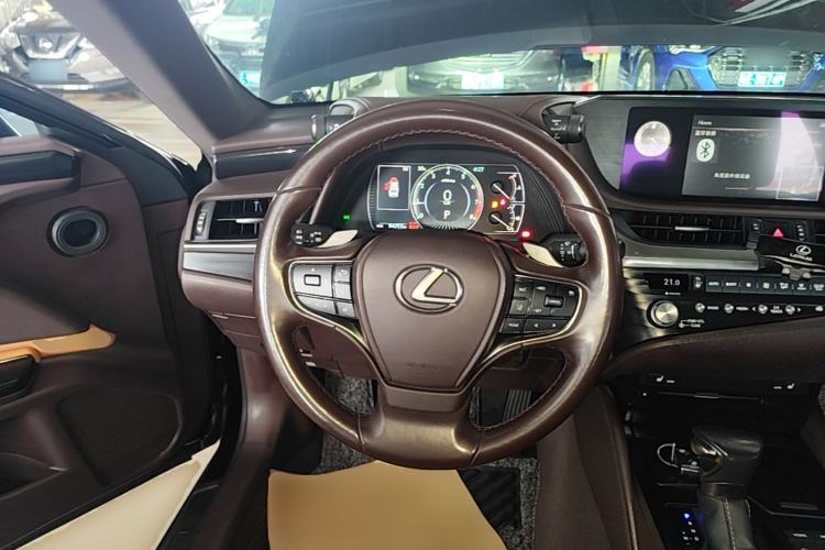 Used Lexus ES 2020 200 Excellence Edition Steering Wheel