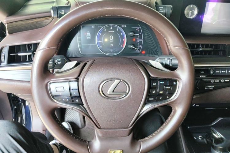 Used Lexus ES 2020 200 Excellence Edition Steering Wheel