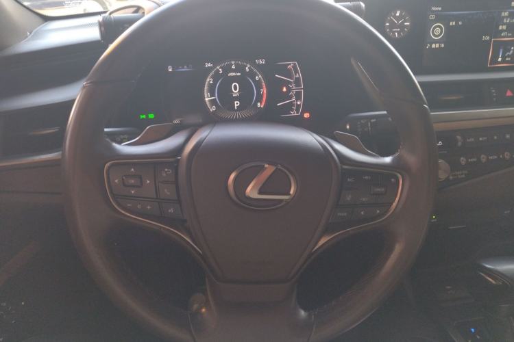 Used Lexus ES 2020 260 Excellence Edition Steering Wheel
