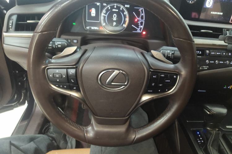 Used Lexus ES 2020 200 Excellence Edition Steering Wheel
