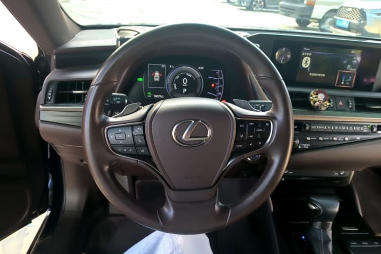 Used Lexus ES 2020 300h Premier Edition Steering Wheel