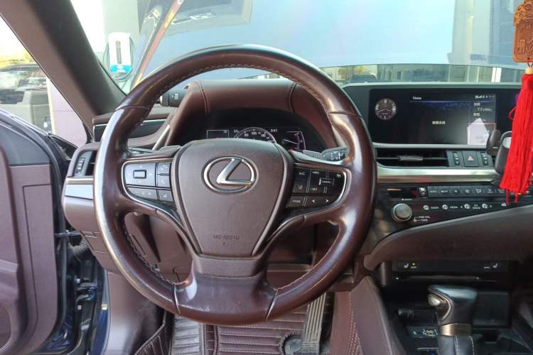 Used Lexus ES 2020 200 Excellence Edition Steering Wheel
