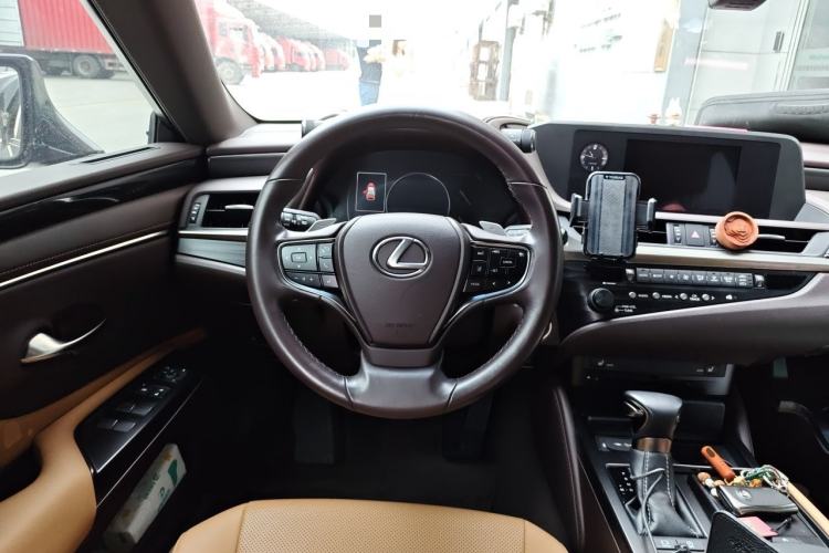 Used Lexus ES 2020 200 Excellence Edition Steering Wheel