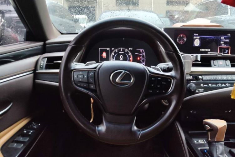 Used Lexus ES 2020 200 Excellence Edition Steering Wheel