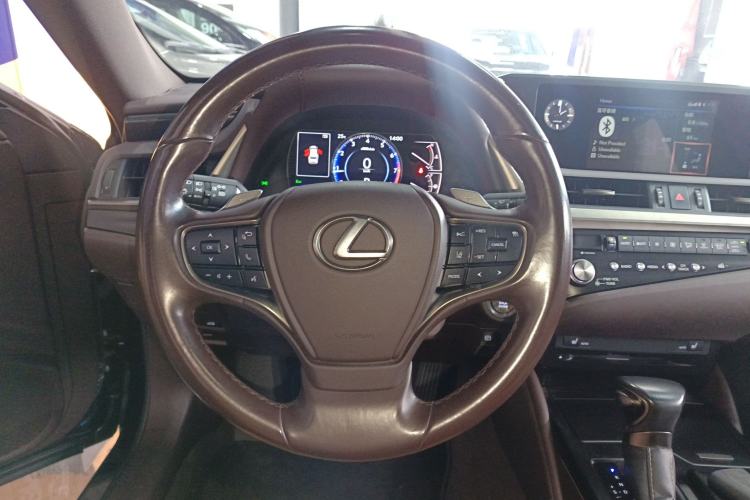Used Lexus ES 2020 260 Excellence Edition Steering Wheel