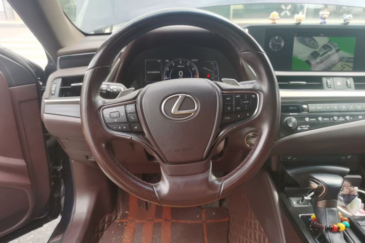 Used Lexus ES 2020 200 Luxury Edition Steering Wheel