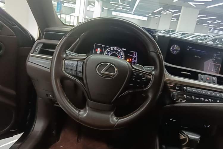 Used Lexus ES 2020 200 Excellence Edition Steering Wheel