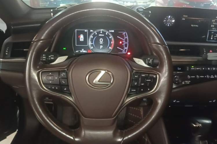 Used Lexus ES 2020 260 Excellence Edition Steering Wheel