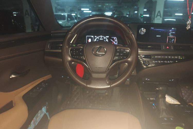 Used Lexus ES 2020 200 Excellence Edition Steering Wheel