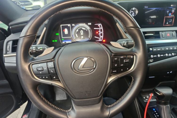 Used Lexus ES 2020 300h Premier Edition Steering Wheel