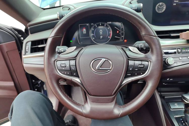 Used Lexus ES 2020 200 Excellence Edition Steering Wheel
